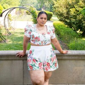 Plus Floral Crop Top